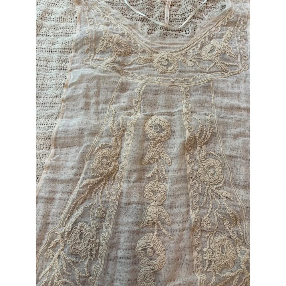 Free People‎ White Embroidered Mesh Knit Oversized Boho V-Neck Top Medium